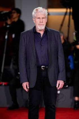 August 29, 2025, Venice Lido, Italy: Ron Perlman attends the Eojjeol Suga Eopda (No Other Choice) red carpet during the 82nd Venice International Film Festival. Venice Lido Italy - ZUMAs197 20250829_aaa_s197_544 Copyright: xDanielexCifalax