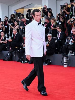 Venice, 82nd Venice International Film Festival 2025 - Evening 4 - Red Carpet of the film Frankenstein. Pictured: Callum Turner.  Copyright: xManuelexMangiarottix xipa-agency.netx xPoolxPhotoxEventsx06x IPA_Agency_IPA63673824