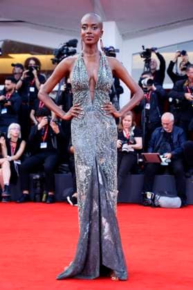 Madisin Rian at the premiere of the feature film Frankenstein at the Biennale di Venezia 2025 82 Venice International Film Festival at the Palazzo del Cinema Venice, 30 08 2025 Foto:xD.xBedrosianx xFuturexImagex frankenstein_5903