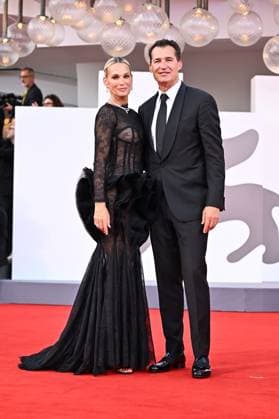 Frankenstein Red Carpet - The 82nd Venice International Film Festival Molly Sims, Scott Stuber during Frankenstein Red Carpet - The 82nd Venice International Film Festival, Venice, Italy 30 August 2025, Credit:Maria Laura Antonelli Avalon Italy, Venice  Copyright: xMariaxLauraxAntonellix xAvalonx 1032704018