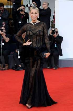 Molly Sims at the premiere of the feature film Frankenstein at the Biennale di Venezia 2025 82 Venice International Film Festival at the Palazzo del Cinema Venice, 30 08 20 Foto:xA.xM.xTinghinox xFuturexImagex frankenstein_5732