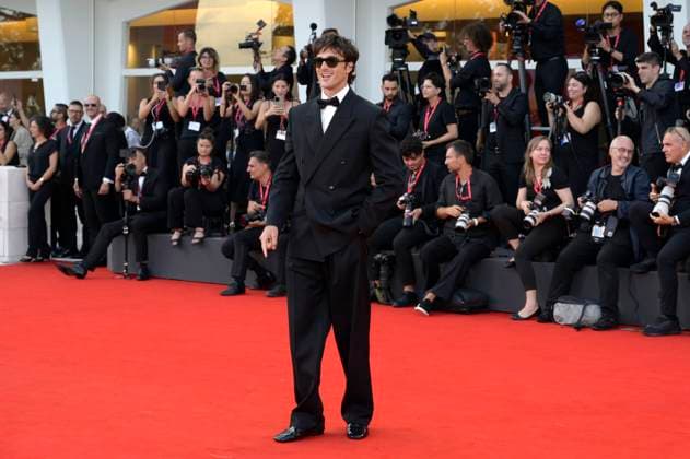 Jacob Elordi at the premiere of the feature film Frankenstein at the Biennale di Venezia 2025 82 Venice International Film Festival at the Palazzo del Cinema Venice, 30 08 20 Foto:xA.xM.xTinghinox xFuturexImagex frankenstein_5737