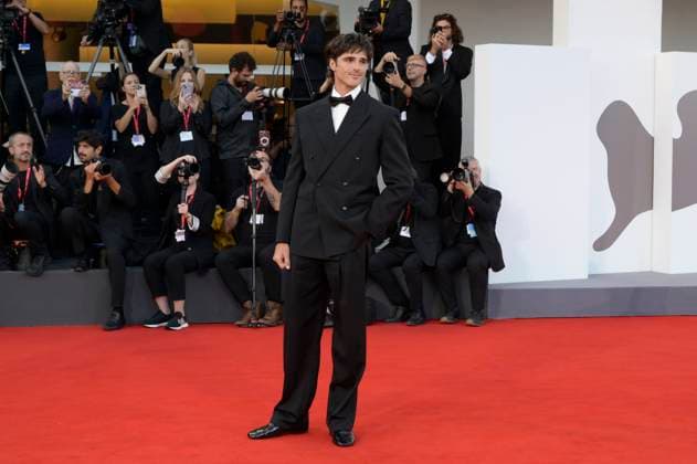 Jacob Elordi at the premiere of the feature film Frankenstein at the Biennale di Venezia 2025 82 Venice International Film Festival at the Palazzo del Cinema Venice, 30 08 20 Foto:xA.xM.xTinghinox xFuturexImagex frankenstein_5751