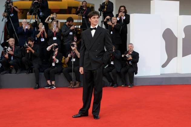 Jacob Elordi at the premiere of the feature film Frankenstein at the Biennale di Venezia 2025 82 Venice International Film Festival at the Palazzo del Cinema Venice, 30 08 20 Foto:xA.xM.xTinghinox xFuturexImagex frankenstein_5752