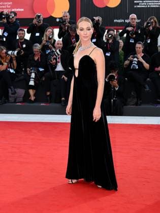 Venice, Italy: Venice, 82nd Venice International Film Festival 2025 - Evening 4 - KINEO AWARD red carpet Pictured: Cristiana Capotondi Venice Italy  - ZUMAp169 20250830_zea_p169_2516 Copyright: xAlbertoxTerenghi PoolxxEvenx