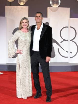 Venice, Italy: Venice, 82nd Venice International Film Festival 2025 - Evening 4 - Red Carpet for the film The Last Viking . Pictured: Anders Thomas Jensen with his wife Venice Italy  - ZUMAp169 20250830_zea_p169_1878 Copyright: xSimonexComix