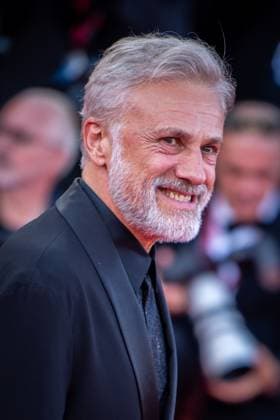 Frankenstein red carpet in Venice, Italy - 30 Aug 2025 Christoph Waltz attends the Frankenstein red carpet during The 82nd Venice International Film Festival. Venice Italy Copyright: xLoredanaxSangiulianox xSOPAxImagesx LSangiuliano-1986