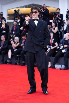 Frankenstein Red Carpet - The 82nd Venice International Film Festival Jacob Elordi during the Frankenstein red carpet during the 82nd Venice International Film Festival on August 30, 2025 in Venice, Italy. Venice Italy  Copyright: xDanielexCifalÃ x originalFilename: cifala-notitle250830_npWgL.jpg