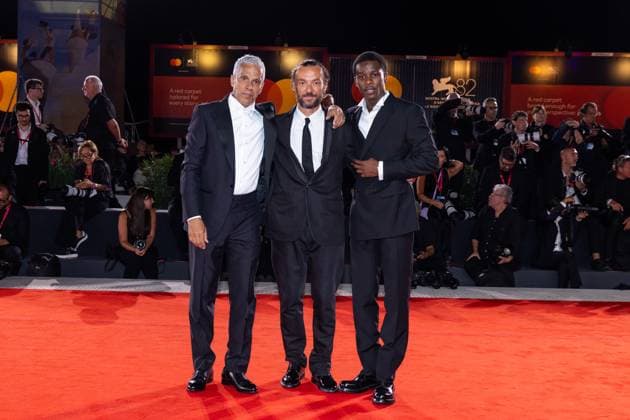 Premiere du film Motor City lors du 82eme Festival du film de Venise - Mostra 2025 Premiere du film Motor City lors du 82eme Festival du film de Venise - Mostra 2025 - (L-R) Nicolas Peufaillit, Sami Bouajila, Abdel Raouf Dafri, Enrico Maria Artale and Mamadou SidibÃ attend the Un Prophete red carpet during the 82nd Venice International Film Festival on August 30, 2025 in Venice, Italy.  Copyright: xKazukoxWakayamax