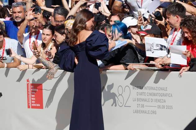 Alicia Vikander at the premiere of the feature film La Mage du Kremlin The Wizard of the Kremlin at the Biennale di Venezia 2025 82 Venice International Film Festival at the Palazzo del Cinema Venice, 31 08 2025 Foto:xD.xBedrosianx xFuturexImagex kremlin_5804