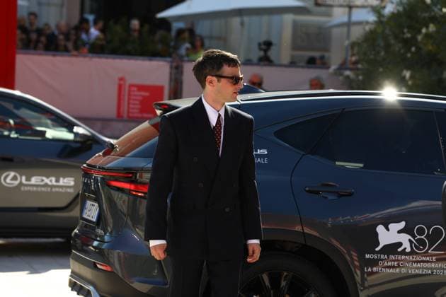 August 31, 2025, Venice, Veneto, Italy: TOM STURRIDGE on the red carpet for The Wizard of the Kremlin Premiere screening at the 82nd Venice Film Festival at the Venice Lido, Italy. Venice Italy - ZUMAc179 20250831_zep_c179_125 Copyright: xMickaelxChavetx