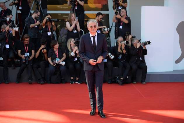 The wizard of Kremlin mivie red carpet in Venice Lido, Italy - 31 Aug 2025 Olivier Assayas attends the red carpet of movie the wizard of Kremlin at 82 Venice Film Festival at Palazzo del cinema. Venice Lido Italy Copyright: xMarioxCartellix xSOPAxImagesx _DSC0402