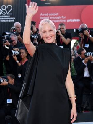 Venice, 82nd Venice International Film Festival 2025 - evening 5 - red carpet of the film Father Mother Sister Brother Pictured: Vicky Krieps  Copyright: xAlbertoxTerenghi PoolxPhotoxEventsx06x xipa-agency.netx xPoolxPhotoxEventsx06x IPA_Agency_IPA63783326