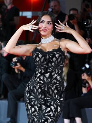 Venice, 82nd Venice International Film Festival 2025 - Evening 5 - Red Carpet Filming Italy Venice Award . Pictured: Georgina Rodriguez  Copyright: xManuelexMangiarottix xipa-agency.netx xPoolxPhotoxEventsx06x IPA_Agency_IPA63785535