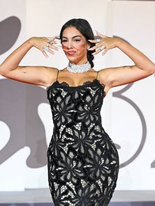 Venice, 82nd Venice International Film Festival 2025 - Evening 5 - Red Carpet Filming Italy Venice Award . Pictured: Georgina Rodriguez  Copyright: xManuelexMangiarottix xipa-agency.netx xPoolxPhotoxEventsx06x IPA_Agency_IPA63785572