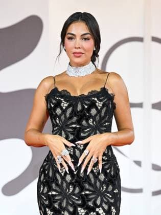 Venice, 82nd Venice International Film Festival 2025 - Evening 5 - Red Carpet Filming Italy Venice Award . Pictured: Georgina Rodriguez  Copyright: xManuelexMangiarottix xipa-agency.netx xPoolxPhotoxEventsx06x IPA_Agency_IPA63785574