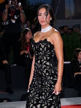 Venice, 82nd Venice International Film Festival 2025 - evening 5 - red carpet Filming Italy Venice Award Pictured: Georgina Rodriguez  Copyright: xAlbertoxTerenghi PoolxPhotoxEventsx06x xipa-agency.netx xPoolxPhotoxEventsx06x IPA_Agency_IPA63787886