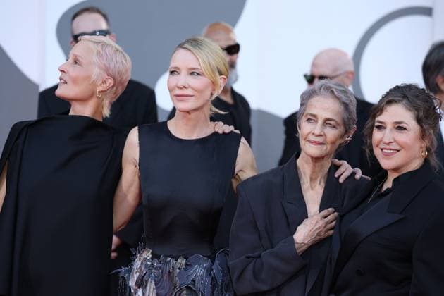 Father Mother Sister Brother Red Carpet - The 82nd Venice International Film Festival (L-R) Vicky Krieps, Cate Blanchett, Mayim Bialik, Charlotte Rampling Father Mother Sister Brother premiere, 82nd Venice International Film Festival, Venice, Italy - 31 August2025 CAP GOL GOL Venice Italy Copyright: xRickxGold CapitalxPicturesx