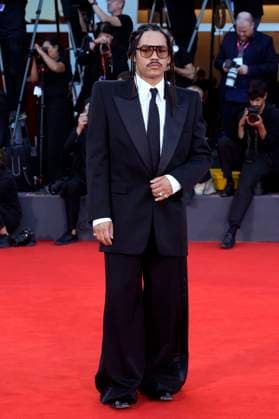 Luca Sabbat at the premiere of the feature film Father Mother Sister Brother at the Biennale di Venezia 2025 82 Venice International Film Festival at the Palazzo del Cinema Venice, 31 08 2025 Foto:xA.xM.xTinghinox xFuturexImagex sister_brother_5875