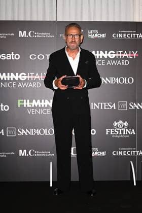 Venice, 82nd Venice International Film Festival 2025 - Evening 5 - Filming Italy Awards Ceremony. Pictured: Marco Giallini  Copyright: xManuelexMangiarotti PoolxPhotoxEventsx06x xipa-agency.netx xManuelexMangiarotti PoolxPhotoxEx IPA_Agency_IPA63793829