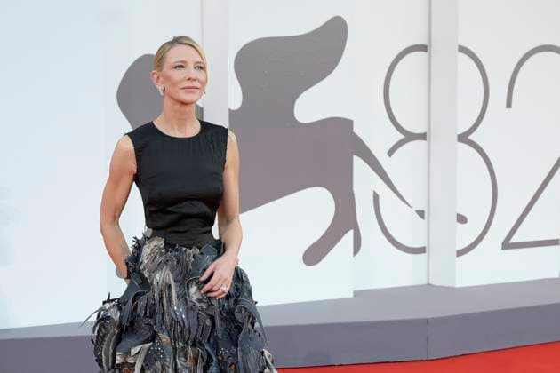 Father Mother Sister Brother red carpet in Venice Lido - 31 Aug 2025 Cate Balnchett attends the red carpet of film Father Mother Brother Sister at 82 Venice Film Festival at Palazzo del cinema. Venice Lido Italy Copyright: xMarioxCartellix xSOPAxImagesx _DSC4692