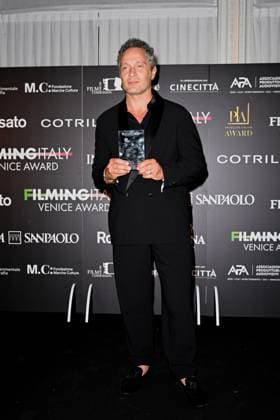 Venice, 82nd Venice International Film Festival 2025 - Evening 5 - Filming Italy Awards Ceremony. Pictured: Claudio Santamaria  Copyright: xManuelexMangiarotti PoolxPhotoxEventsx06x xipa-agency.netx xManuelexMangiarotti PoolxPhotoxEx IPA_Agency_IPA63793999