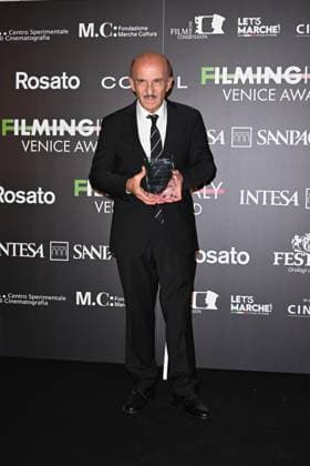 Venice, 82nd Venice International Film Festival 2025 - Evening 5 - Filming Italy Awards Ceremony. Pictured: Carlo Buccirosso  Copyright: xManuelexMangiarotti PoolxPhotoxEventsx06x xipa-agency.netx xManuelexMangiarotti PoolxPhotoxEx IPA_Agency_IPA63794089