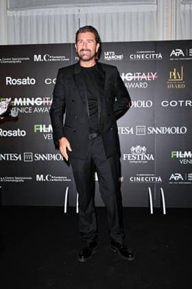 Venice, 82nd Venice International Film Festival 2025 - Evening 5 - Filming Italy Awards Ceremony. Pictured: Alessandro Siani  Copyright: xManuelexMangiarotti PoolxPhotoxEventsx06x xipa-agency.netx xManuelexMangiarotti PoolxPhotoxEx IPA_Agency_IPA63794213