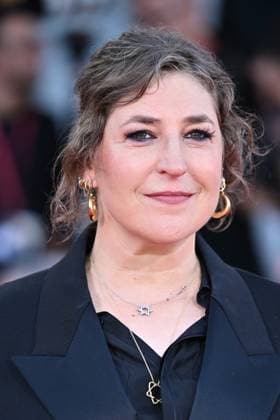 Venice Father Mother Sister Brother Premiere AM Mayim Bialik attending the Father Mother Sister Brother Premiere as part of the 82nd Venice International Film Festival at the Lido in Venice, Italy on August 31, 2025. Photo by Aurore Marechal ABACAPRESS.COM Venice Italy  Copyright: xMarechalxAurore ABACAx