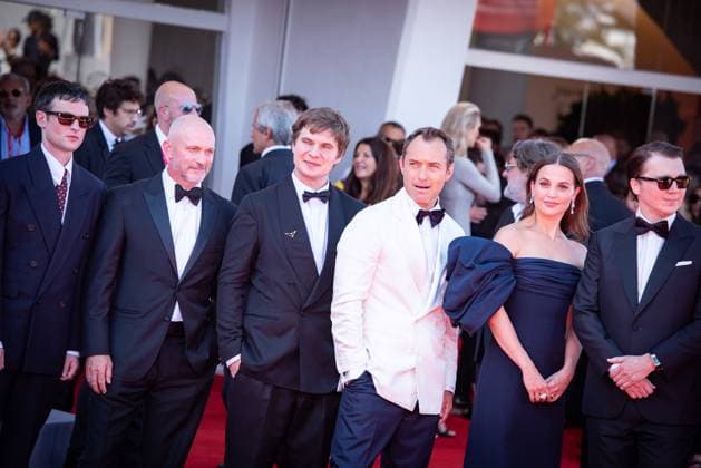 August 31, 2025, Venice, Italy: Paul Dano, Jeffrey Wright, Jude Law and Alicia Vikander attend The Wizard of the Kremlin red carpet during The 82nd Venice International Film Festival. Venice Italy - ZUMAs197 20250831_aaa_s197_285 Copyright: xLoredanaxSangiulianox