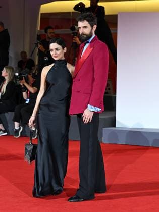 Venice, 82nd Venice International Film Festival 2025 - Evening 5 - Red Carpet Filming Italy Awards. Pictured: Ilaria Caffio and Damiano D Innocenzo  Copyright: xManuelexMangiarottix xipa-agency.netx xPoolxPhotoxEventsx06x IPA_Agency_IPA63795861