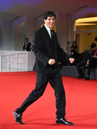 Venice, 82nd Venice International Film Festival 2025 - Evening 5 - Red Carpet Filming Italy Awards. Pictured: Valerio Base  Copyright: xManuelexMangiarottix xipa-agency.netx xPoolxPhotoxEventsx06x IPA_Agency_IPA63795883