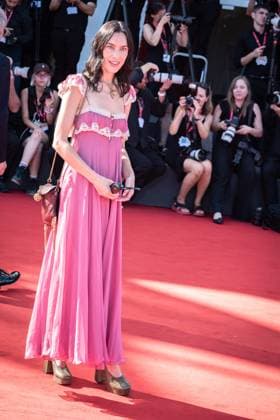 August 31, 2025, Venice, Italy: Alexa Chung attends The Wizard of the Kremlin red carpet during The 82nd Venice International Film Festival. Venice Italy - ZUMAs197 20250831_aaa_s197_283 Copyright: xLoredanaxSangiulianox