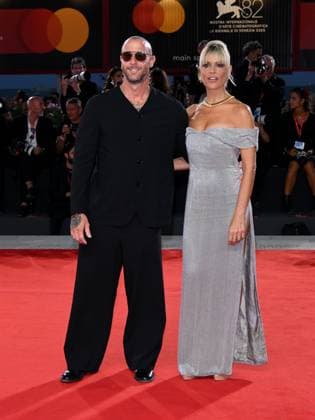 Venice, 82nd Venice International Film Festival 2025 - Evening 5 - Red Carpet Filming Italy Venice Award Pictured: Micaela Ramazzotti, Claudio Pallitto  Copyright: xAlbertoxTerenghi PoolxPhotoxEventsx06x xipa-agency.netx xPoolxPhotoxEventsx06x IPA_Agency_IPA63798625