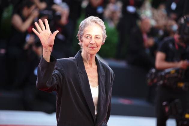 red carpet of the film Father Mother Sister Brother during the 82nd Venice Film Festival in Venice, Italy - 31 Aug 2025 British actress Charlotte Rampling attends the red carpet of the film Father Mother Sister Brother at the Palazzo del Cinema during the 82nd Venice Film Festival. Venice Italy Copyright: x xMarcoxBaradax xSOPAxImagesx REDCARPETMOTHERFATHERSISTERBROTHER-70