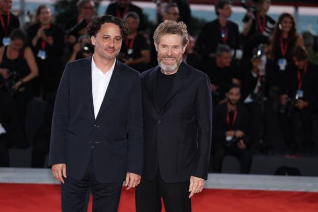 red carpet of the film Father Mother Sister Brother during the 82nd Venice Film Festival in Venice, Italy - 31 Aug 2025 Argentinian director Gaston Solnicki and american actor Willem Dafoe attend the red carpet of the film Father Mother Sister Brother at the Palazzo del Cinema during the 82nd Venice Film Festival. Venice Italy Copyright: x xMarcoxBaradax xSOPAxImagesx REDCARPETMOTHERFATHERSISTERBROTHER-48
