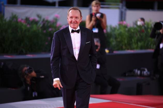 red carpet of the film Father Mother Sister Brother during the 82nd Venice Film Festival in Venice, Italy - 31 Aug 2025 American actor Kevin Spacey attends the red carpet of the film Father Mother Sister Brother at the Palazzo del Cinema during the 82nd Venice Film Festival. Venice Italy Copyright: x xMarcoxBaradax xSOPAxImagesx REDCARPETMOTHERFATHERSISTERBROTHER-89