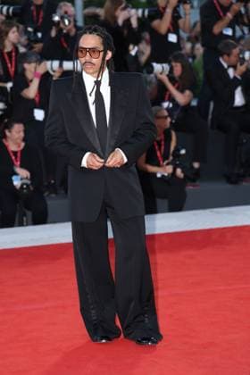 red carpet of the film Father Mother Sister Brother during the 82nd Venice Film Festival in Venice, Italy - 31 Aug 2025 American actor Luka Sabbat attends the red carpet of the film Father Mother Sister Brother at the Palazzo del Cinema during the 82nd Venice Film Festival. Venice Italy Copyright: x xMarcoxBaradax xSOPAxImagesx REDCARPETMOTHERFATHERSISTERBROTHER-9