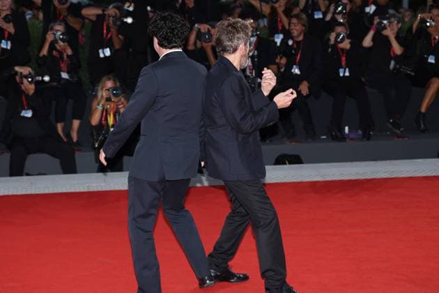 red carpet of the film Father Mother Sister Brother during the 82nd Venice Film Festival in Venice, Italy - 31 Aug 2025 Argentinian director Gaston Solnicki and american actor Willem Dafoe attend the red carpet of the film Father Mother Sister Brother at the Palazzo del Cinema during the 82nd Venice Film Festival. Venice Italy Copyright: x xMarcoxBaradax xSOPAxImagesx REDCARPETMOTHERFATHERSISTERBROTHER-46