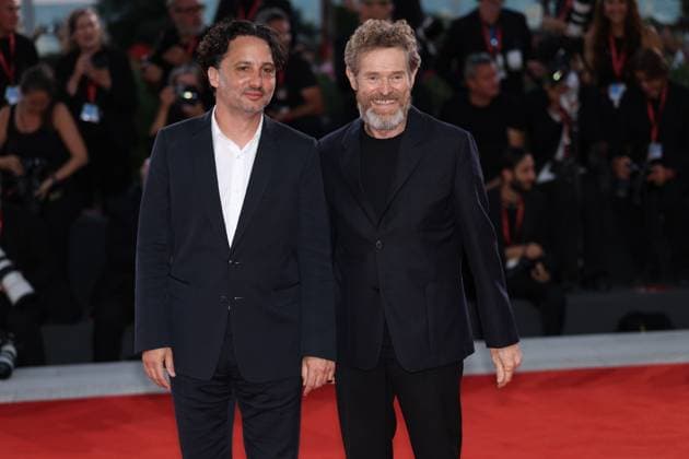 red carpet of the film Father Mother Sister Brother during the 82nd Venice Film Festival in Venice, Italy - 31 Aug 2025 Argentinian director Gaston Solnicki and american actor Willem Dafoe attend the red carpet of the film Father Mother Sister Brother at the Palazzo del Cinema during the 82nd Venice Film Festival. Venice Italy Copyright: x xMarcoxBaradax xSOPAxImagesx REDCARPETMOTHERFATHERSISTERBROTHER-47