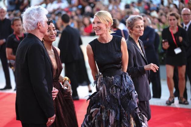 red carpet of the film Father Mother Sister Brother during the 82nd Venice Film Festival in Venice, Italy - 31 Aug 2025 Jim Jarmusch, Indya Moore, Cate Blanchett and Charlotte Rampling attend the red carpet of the film Father Mother Sister Brother at the Palazzo del Cinema during the 82nd Venice Film Festival. Venice Italy Copyright: x xMarcoxBaradax xSOPAxImagesx REDCARPETMOTHERFATHERSISTERBROTHER-79