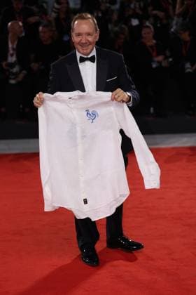 red carpet of the film Father Mother Sister Brother during the 82nd Venice Film Festival in Venice, Italy - 31 Aug 2025 American actor Kevin Spacey attends the red carpet of the film Father Mother Sister Brother at the Palazzo del Cinema during the 82nd Venice Film Festival. Venice Italy Copyright: x xMarcoxBaradax xSOPAxImagesx REDCARPETMOTHERFATHERSISTERBROTHER-56