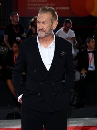 Venice, 82nd Venice International Film Festival 2025 - Evening 5 - Red Carpet Filming Italy Venice Award Pictured: Marco Giallini  Copyright: xAlbertoxTerenghi PoolxPhotoxEventsx06x xipa-agency.netx xPoolxPhotoxEventsx06x IPA_Agency_IPA63801168