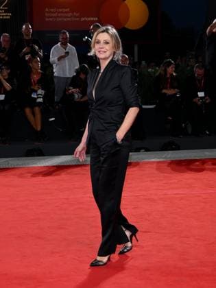 Venice, 82nd Venice International Film Festival 2025 - evening 5 - red carpet Filming Italy Venice Award Pictured: Margherita Buy  Copyright: xAlbertoxTerenghi PoolxPhotoxEventsx06x xipa-agency.netx xPoolxPhotoxEventsx06x IPA_Agency_IPA63801629