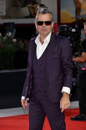 Venice, 82nd Venice International Film Festival 2025 - Evening 5 - Red Carpet Filming Italy Venice Award Pictured: Piero Pelù  Copyright: xAlbertoxTerenghi PoolxPhotoxEventsx06x xipa-agency.netx xPoolxPhotoxEventsx06x IPA_Agency_IPA63803246