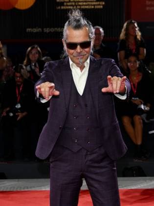 Venice, 82nd Venice International Film Festival 2025 - Evening 5 - Red Carpet Filming Italy Venice Award Pictured: Piero Pelù  Copyright: xAlbertoxTerenghi PoolxPhotoxEventsx06x xipa-agency.netx xPoolxPhotoxEventsx06x IPA_Agency_IPA63803293
