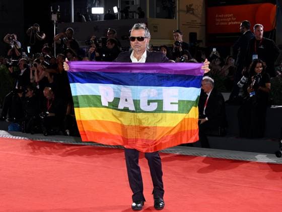 Venice, 82nd Venice International Film Festival 2025 - Evening 5 - Red Carpet Filming Italy Venice Award Pictured: Piero Pelù  Copyright: xAlbertoxTerenghi PoolxPhotoxEventsx06x xipa-agency.netx xPoolxPhotoxEventsx06x IPA_Agency_IPA63803342