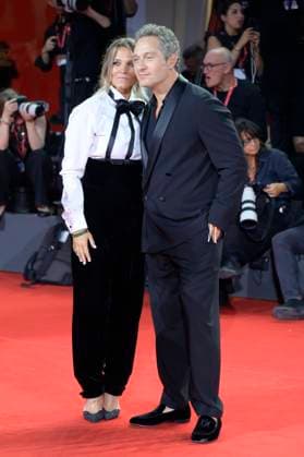 Filming Italy Venice Award red carpet in Venice Lido - 31 Aug 2025 Francesca Barra (l) and Claudio Santamaria (r) attend the red carpet of Filming Italy Venice Award at 82nd Venice Film Festival at Palazzo del Cinema. Venice Lido Italy Copyright: xMarioxCartellix xSOPAxImagesx _DSC4905