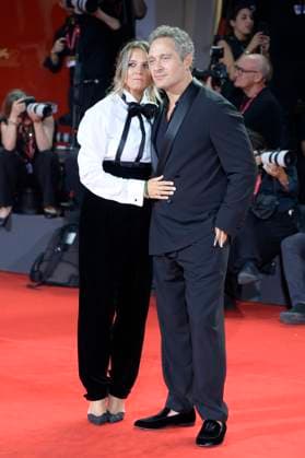 Filming Italy Venice Award red carpet in Venice Lido - 31 Aug 2025 Francesca Barra (l) and Claudio Santamaria (r) attend the red carpet of Filming Italy Venice Award at 82nd Venice Film Festival at Palazzo del Cinema. Venice Lido Italy Copyright: xMarioxCartellix xSOPAxImagesx _DSC4909