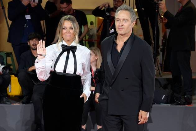 Filming Italy Venice Award red carpet in Venice Lido - 31 Aug 2025 Francesca Barra (l) and Claudio Santamaria (r) attend the red carpet of Filming Italy Venice Award at 82nd Venice Film Festival at Palazzo del Cinema. Venice Lido Italy Copyright: xMarioxCartellix xSOPAxImagesx _DSC4913